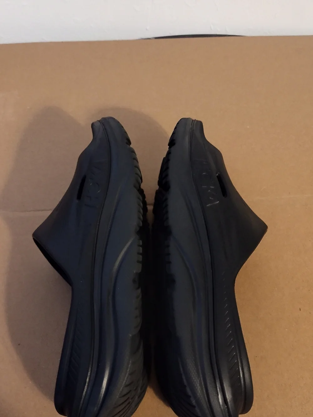 HOKA One One Ora Recovery Slide and Womens Slippers Black unisex very good